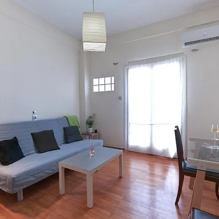 Homy Pagrati Flat 100 Mbps, 12' To Panathenaic Stadium, 5' To Metro *